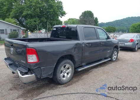 2021 Ram 1500 Big Horn 4X4 5'7 Box z USA, uszkodzony, nr VIN 1C6SRFFT6MN646291